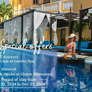 La Charm & Hotel