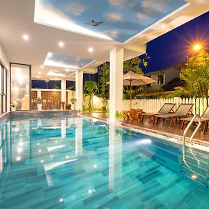 Grace River Hotel