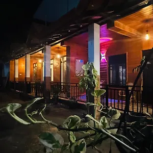 Hotel Sun Mount Adams Peak Nallathanniya