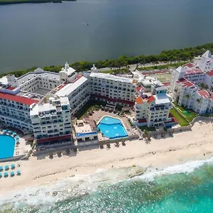 https://magic-sunrise-at-cancun.quintano-roohotels.com